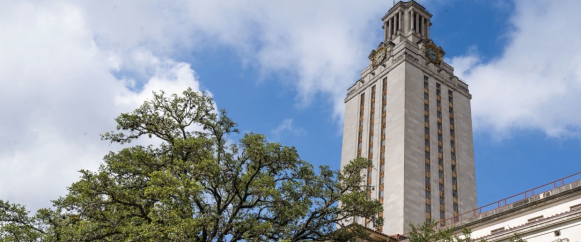 Exploring the Faculty to Student Ratio at Universities in Pflugerville, TX